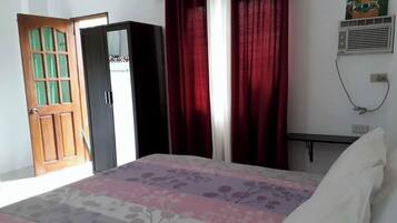 3 bedrooms, Internet, wheelchair access