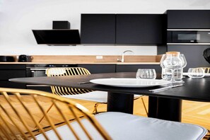 Dining - DIFY Rue Pasteur - Quai du Rhône (Lyon)