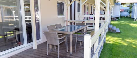 Mobile Home | Balcony