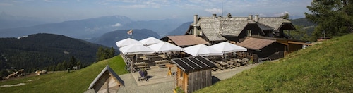 Mobile Home Bodensdorf Near Gerlitzen Ski Area