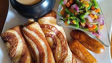 Free daily continental breakfast