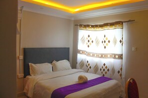 Kamar Double Deluks, pemandangan kota | Wi-Fi gratis dan seprai linen