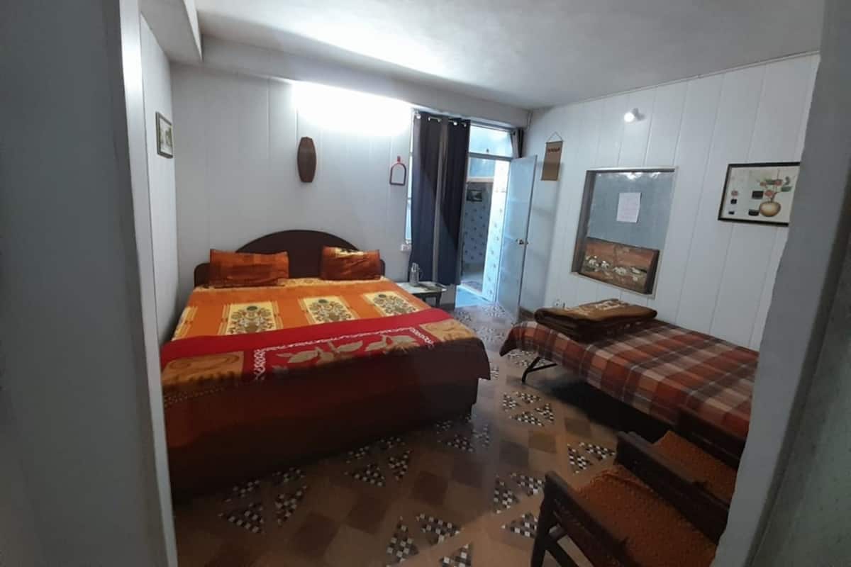 Chambre Quadruple, vue montagne