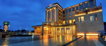 ราชาวัฒน์ เดอะ เฟิร์น แอน อีโคเทล โรงแรม