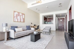 Fernseher, Stereoanlage