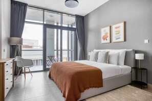 Bügeleisen/Bügelbrett, WLAN, Bettwäsche