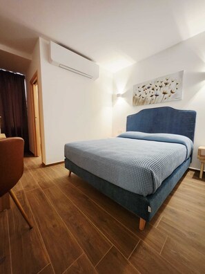 Chambre Double Deluxe, 1 grand lit, animaux de compagnie interdits, vue ville