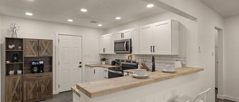 Talo, 2 makuuhuonetta, patio | Sisätilat