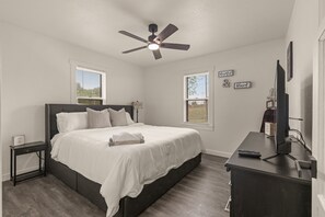 House, 2 Bedrooms, Patio | 2 bedrooms - Monticello Cottage in Tulsa (Tulsa)