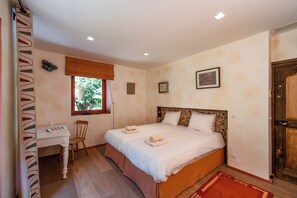 6 Schlafzimmer, Bügeleisen/Bügelbrett, Bettwäsche