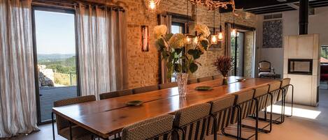 تناول الطعام