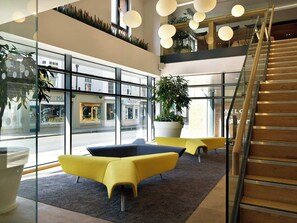 Lobby sitting area - Student Only SC York (York)