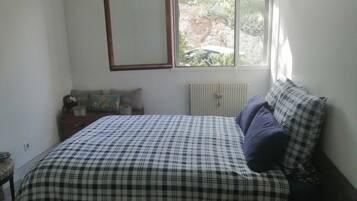 1 chambre, bureau, fer et planche Ă  repasser, Wi-Fi gratuit