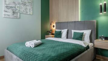 Comfort-huoneisto, kaupunkinäköala | Allergiatestatut vuodevaatteet, silitysrauta/-lauta, ilmainen Wi-Fi