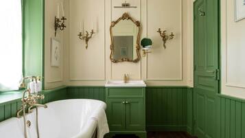 Asciugacapelli, sapone, carta igienica