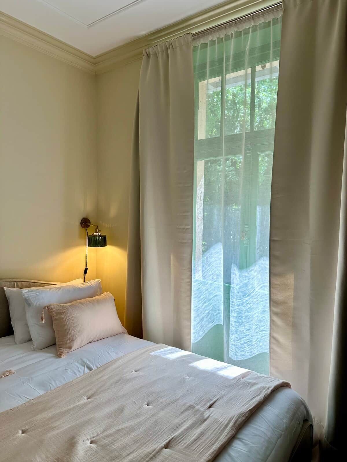 1 chambre, fer et planche à repasser, Wi-Fi, draps fournis