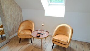 Luxury Double Room, Ensuite | Premium bedding, desk, laptop workspace, free WiFi