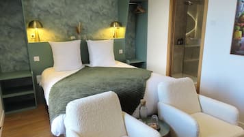 Habitación de lujo doble, baño privado | Ropa de cama de alta calidad y escritorio