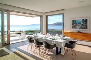 فيلا - بمنظر للبحر | غرفة لتناول الطعام