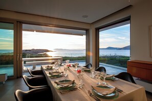 Villa, vista mare | Sala da pranzo
