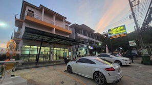 Front of property – evening/night - Smile Boutique at Saiyuan (Rawai)