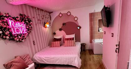 LOVE Room with spa & starry sky