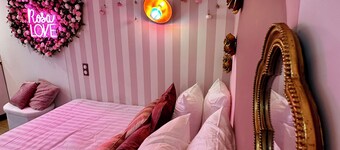 LOVE Room with spa & starry sky