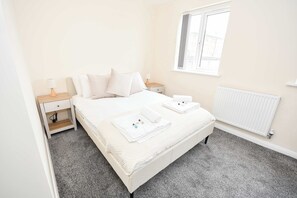 3 Schlafzimmer, Bügeleisen/Bügelbrett, WLAN, Bettwäsche