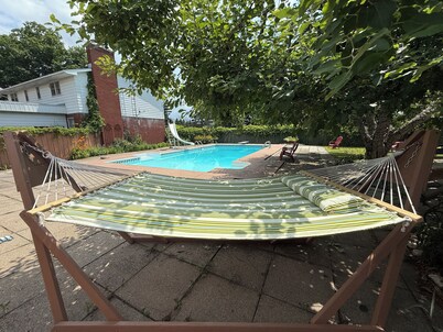 Spacious Farmhouse Retreat - pet friendly, pool, deck, Orchard views, and more.