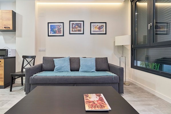 Apartment | Living area | 42-inch Smart TV with digital channels