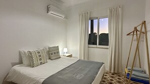 4 camere, ferro/asse da stiro, Wi-Fi gratuito, lenzuola