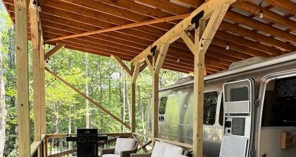 “Moonbeam” (Airstream)