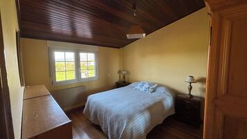 4 dormitoris, wifi gratuïta i roba de llit