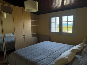 4 Schlafzimmer, kostenloses WLAN, Bettwäsche
