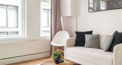 Riverbridge Suite - Historic Center Canal District