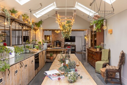 Boutique, three storey Georgian Town House, ground floor apartment with garden