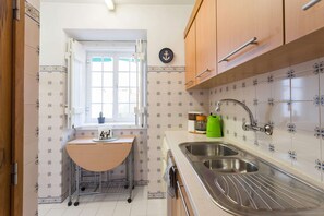 Four, plaque de cuisson