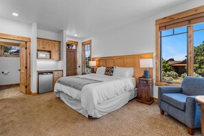 2 chambres, bureau, fer et planche à repasser, Wi-Fi gratuit