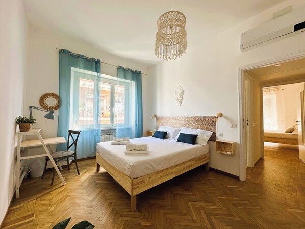 3 bedrooms, in-room safe, desk, iron/ironing board - MAMACRI Christmas Holiday in Rome (Roma)