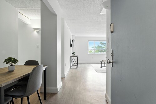 Legacy at Imperial Village 214 I 2 Bed 2 Bath