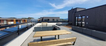 Airport Link, 1-bedroom apartment, 5 minutes from the airport. High-speed WiFi.
