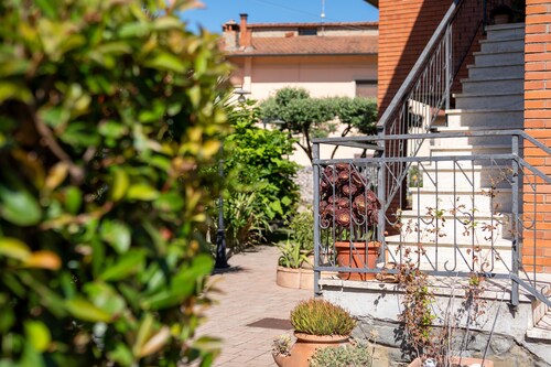 Wohnung 'Lola' mit Bergblick und WLAN