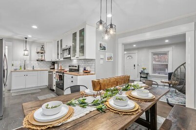 Charming 3Bed/2Bath House in the Heart of Kansas City!