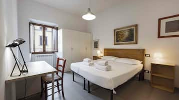 Family Apartment | Laptop workspace, iron/ironing board, free WiFi