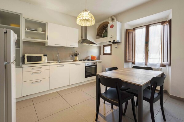 Private kitchen - Libertà 3 bedrooms by MMega (Florence)