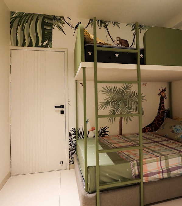 3 Schlafzimmer, Bügeleisen/Bügelbrett, WLAN, Bettwäsche