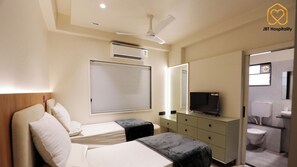 3 Schlafzimmer, Bügeleisen/Bügelbrett, WLAN, Bettwäsche