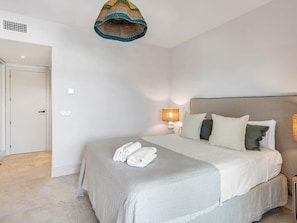 2 bedrooms, free WiFi, bed sheets