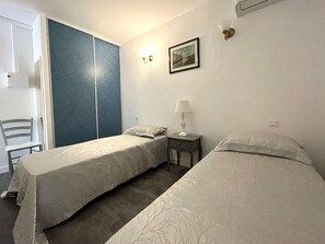2 chambres, draps fournis
