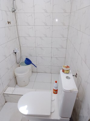 Shower, toilet paper